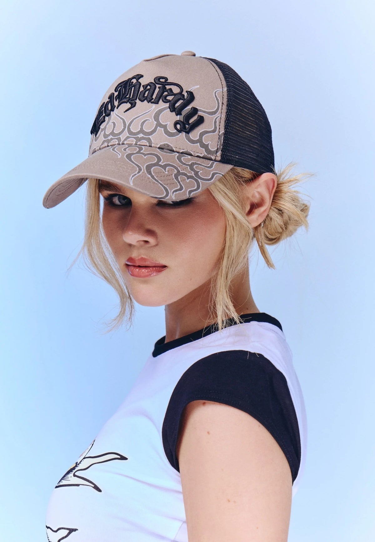 Ed Hardy Flaming Ed Hardy 5 Panel Grey Trucker Cap - OnSize